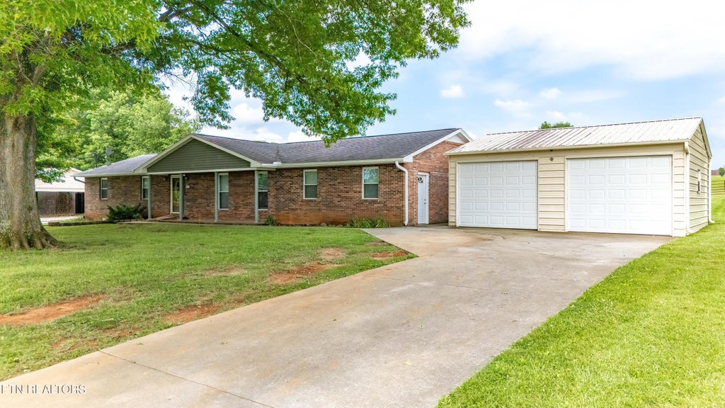 Photo of 252 Chapman Overlook Drive, Seymour, TN 37865 (MLS # 1346678)