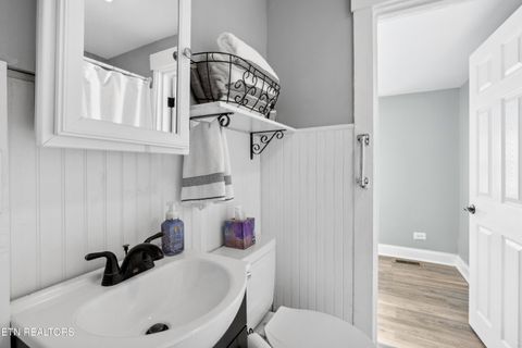 Tiny photo for 2221 Virginia Ave, Knoxville, TN 37921 (MLS # 1319333)