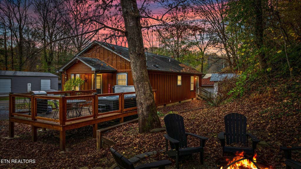 Photo of 5337 Pittman Center Rd, Sevierville, TN 37876 (MLS # 1343639)