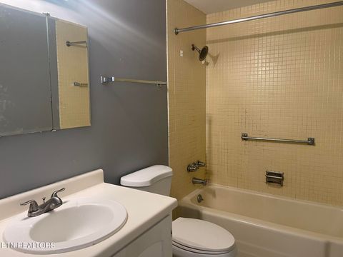 Tiny photo for 1400 Kenesaw Ave #11S, Knoxville, TN 37919 (MLS # 1315019)