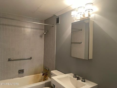 Tiny photo for 1400 Kenesaw Ave #11S, Knoxville, TN 37919 (MLS # 1315019)