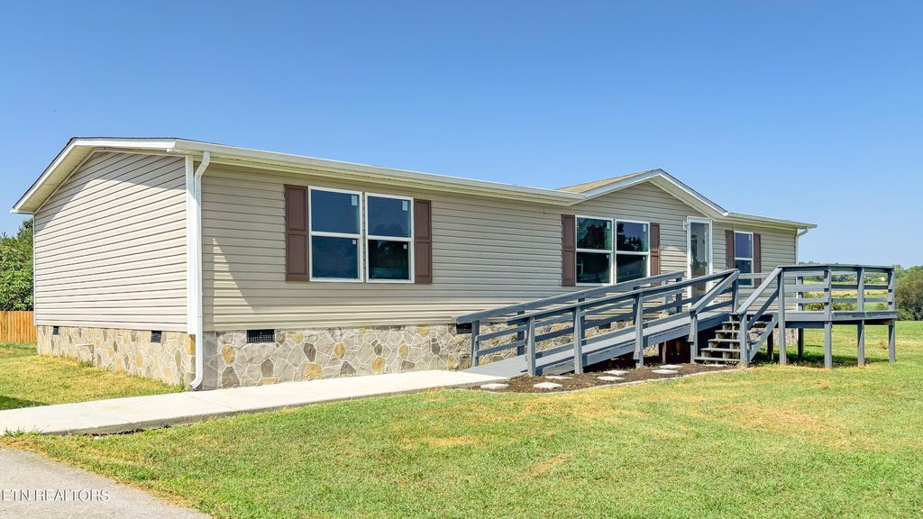 Photo of 986 Lookout Drive, Rutledge, TN 37861 (MLS # 1274881)