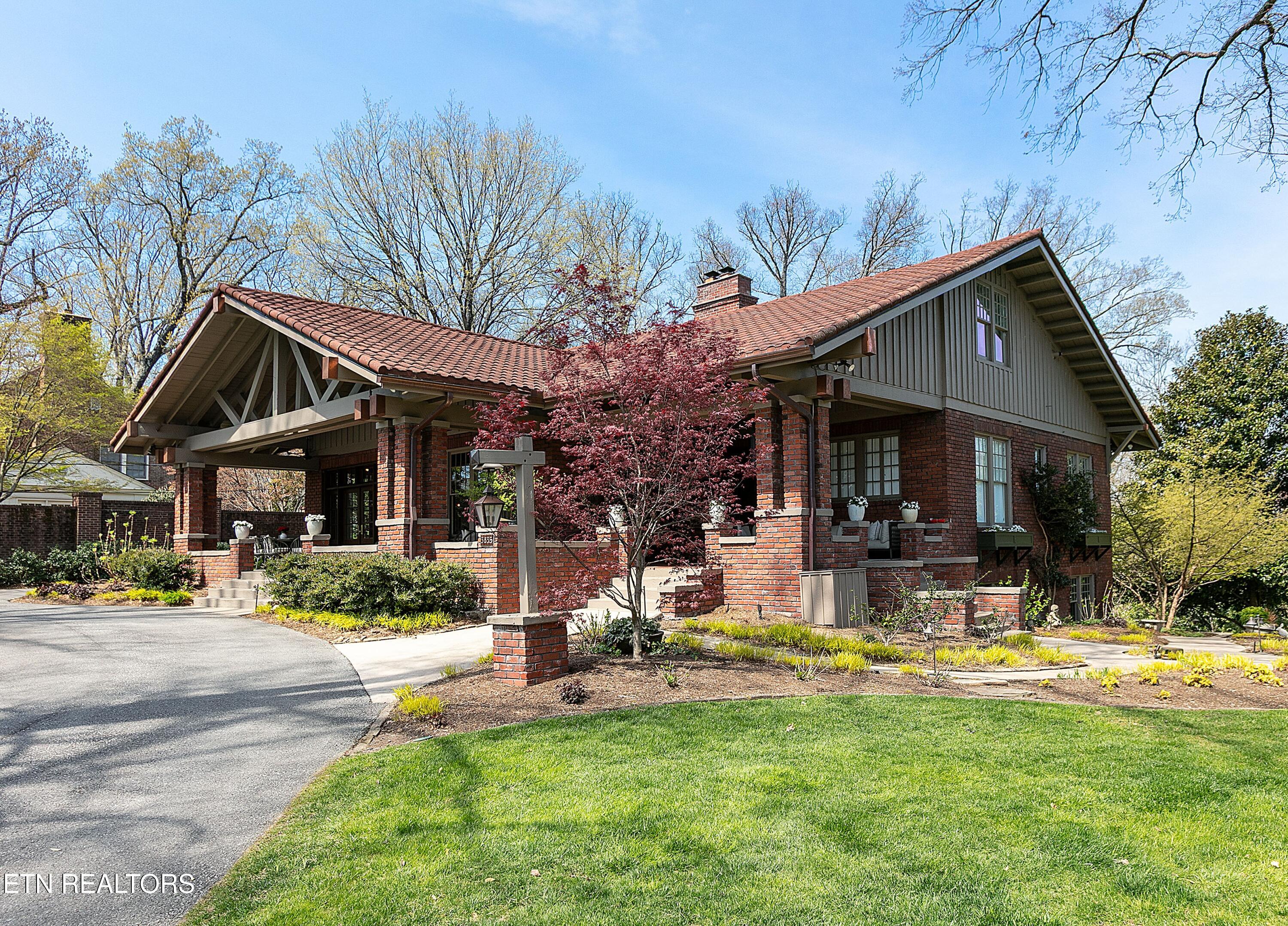 3835 Kingston Pike

                                                                             Knoxville                                

                                    , TN - $3,495,000