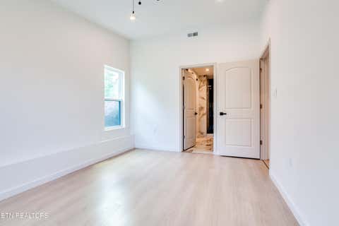 Tiny photo for 1430 Madison St, Morristown, TN 37814 (MLS # 1349931)