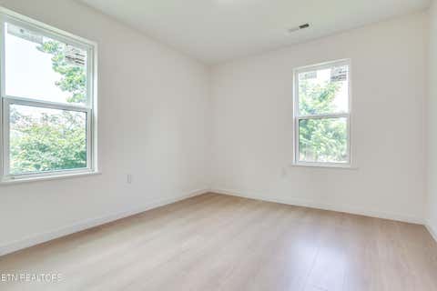 Tiny photo for 1430 Madison St, Morristown, TN 37814 (MLS # 1349931)