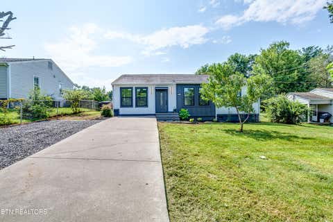 Tiny photo for 1430 Madison St, Morristown, TN 37814 (MLS # 1349931)