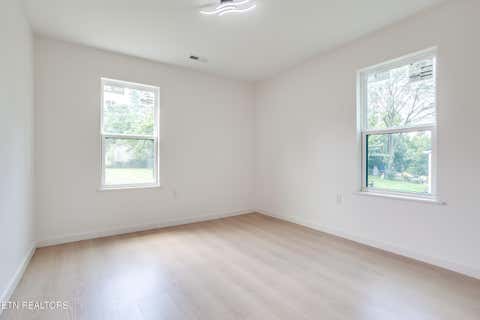 Tiny photo for 1430 Madison St, Morristown, TN 37814 (MLS # 1349931)