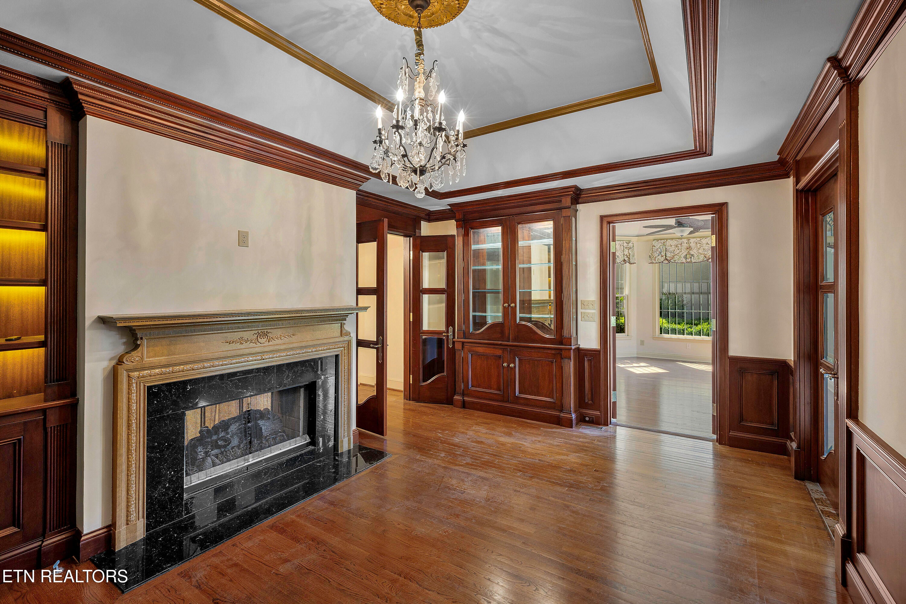 409 Lyons Head Drive