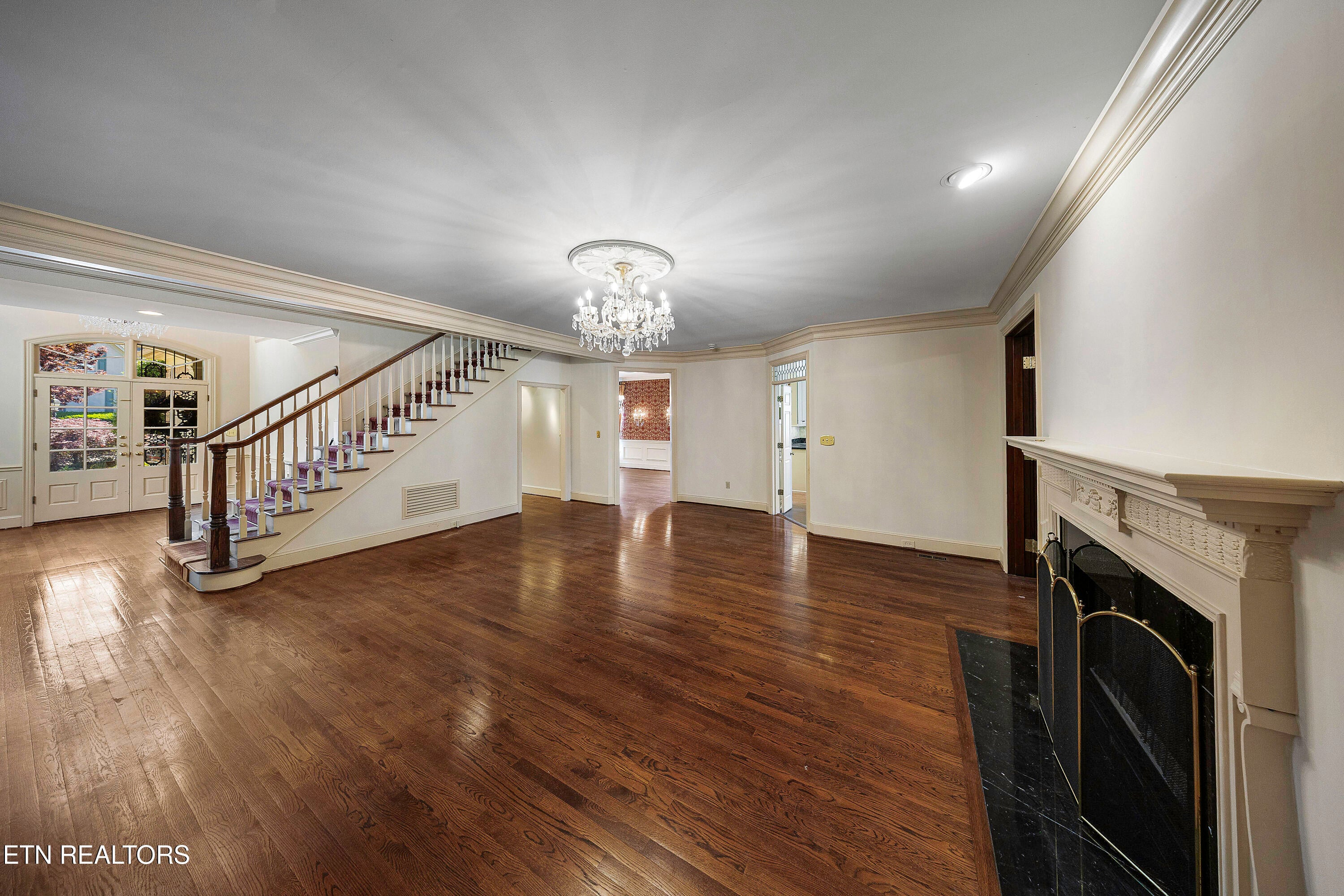 409 Lyons Head Drive