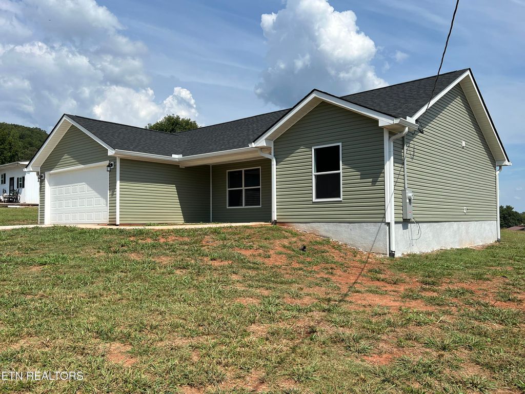 Photo of 122 Ogle Drive, Sweetwater, TN 37874 (MLS # 1315498)