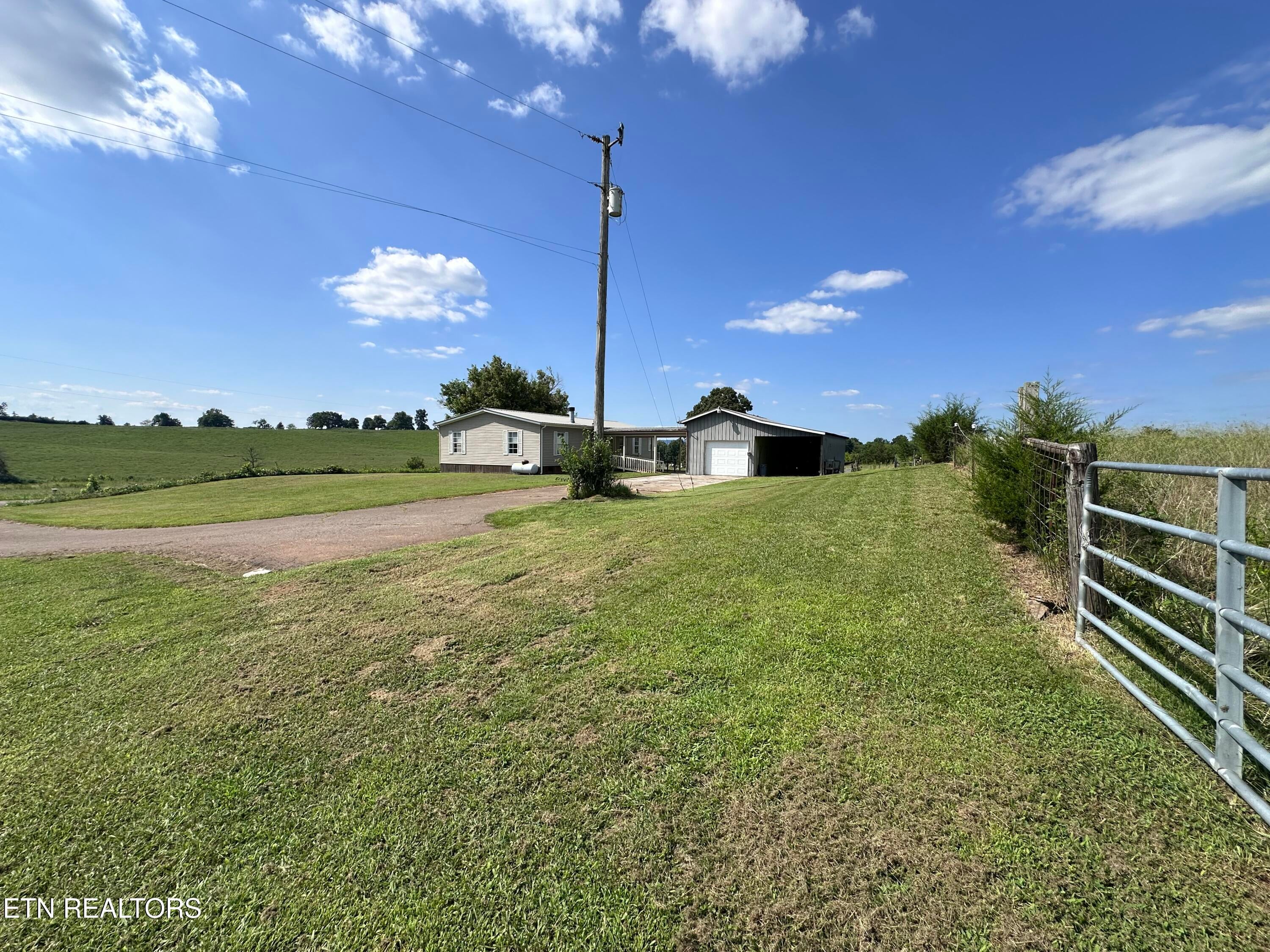 1142 County Road 461
