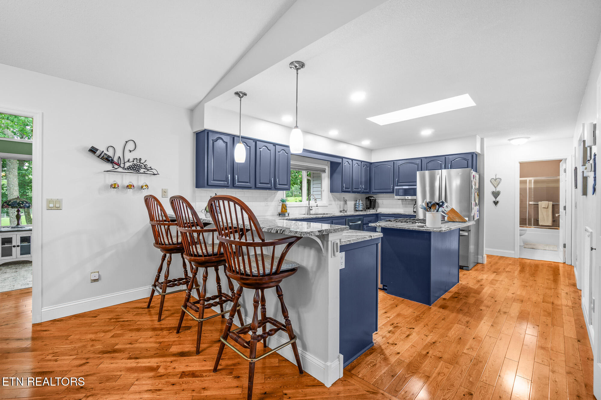 476 Lakeview Drive