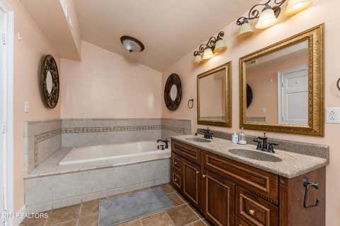 Tiny photo for 702 Meadowview Drive, Harriman, TN 37748 (MLS # 1350080)