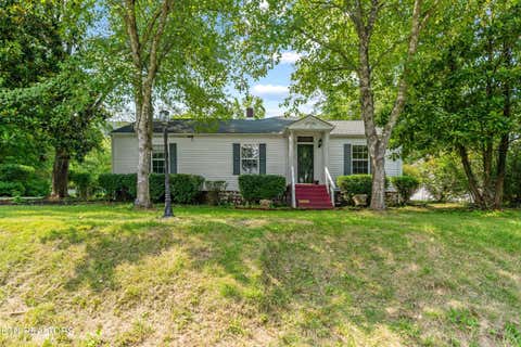 Tiny photo for 702 Meadowview Drive, Harriman, TN 37748 (MLS # 1350080)