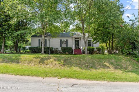 Tiny photo for 702 Meadowview Drive, Harriman, TN 37748 (MLS # 1350080)