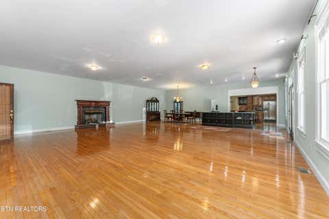 Tiny photo for 702 Meadowview Drive, Harriman, TN 37748 (MLS # 1350080)