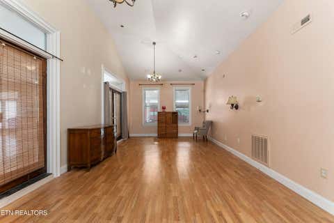 Tiny photo for 702 Meadowview Drive, Harriman, TN 37748 (MLS # 1350080)