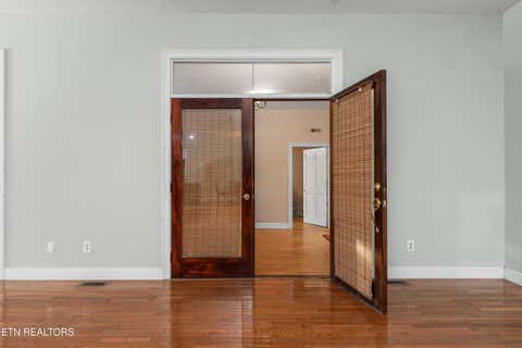 Tiny photo for 702 Meadowview Drive, Harriman, TN 37748 (MLS # 1350080)