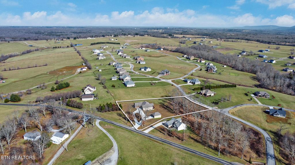 Photo of 5843 Dunbar Rd, Crossville, TN 38572 (MLS # 1315602)