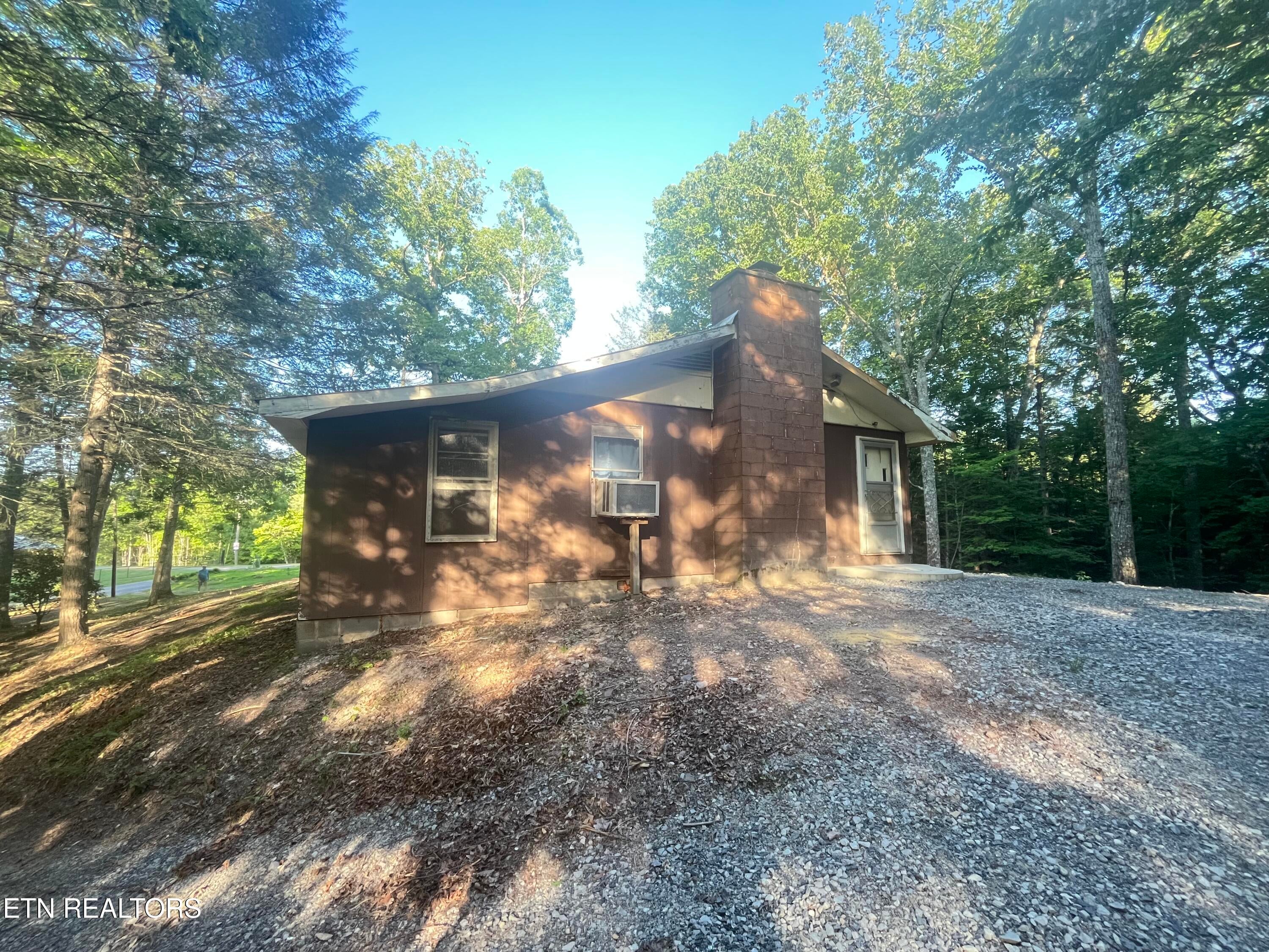 2245 Mount Pleasant Rd 2245