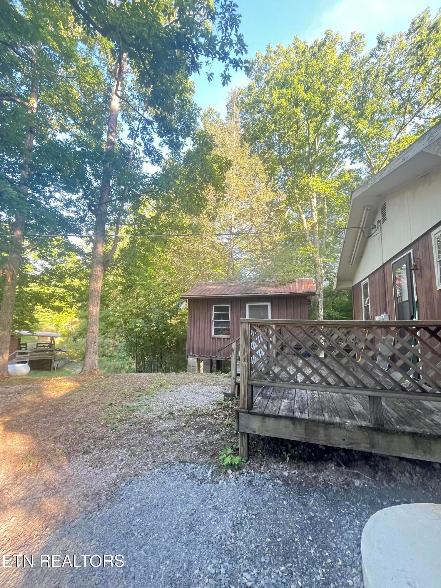 2245 Mount Pleasant Rd 2245