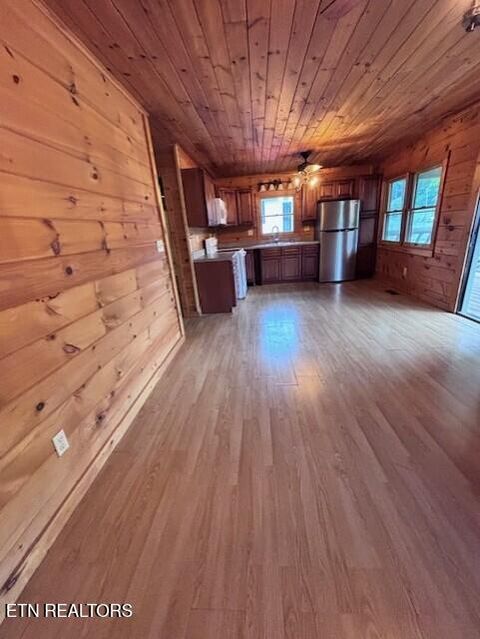 Tiny photo for 909 W Morris St, Sweetwater, TN 37874 (MLS # 1340384)