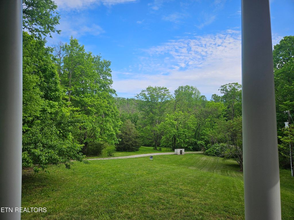 Photo of 833 Bullrun Valley Drive, Heiskell, TN 37754 (MLS # 1287472)