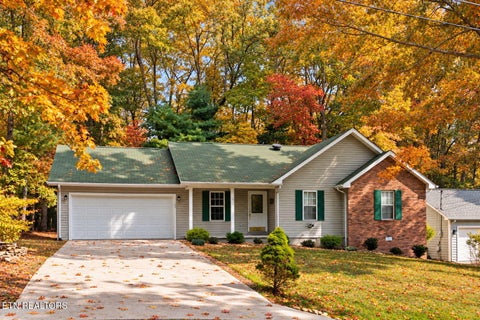 Photo of 103 Highgate Drive, Fairfield Glade, TN 38558 (MLS # 1359313)
