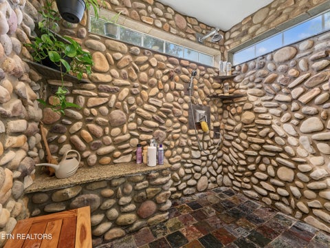 Tiny photo for 3508 E Lamar Alexander Pkwy, Maryville, TN 37804 (MLS # 1357566)