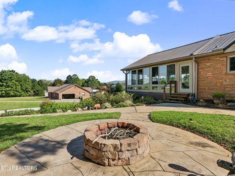 Tiny photo for 3508 E Lamar Alexander Pkwy, Maryville, TN 37804 (MLS # 1357566)