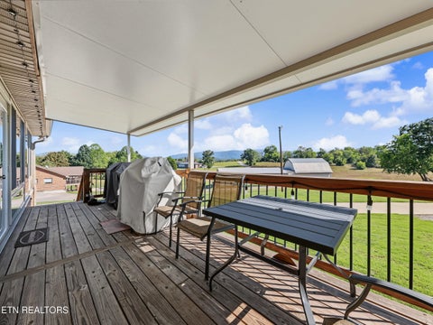 Tiny photo for 3508 E Lamar Alexander Pkwy, Maryville, TN 37804 (MLS # 1357566)