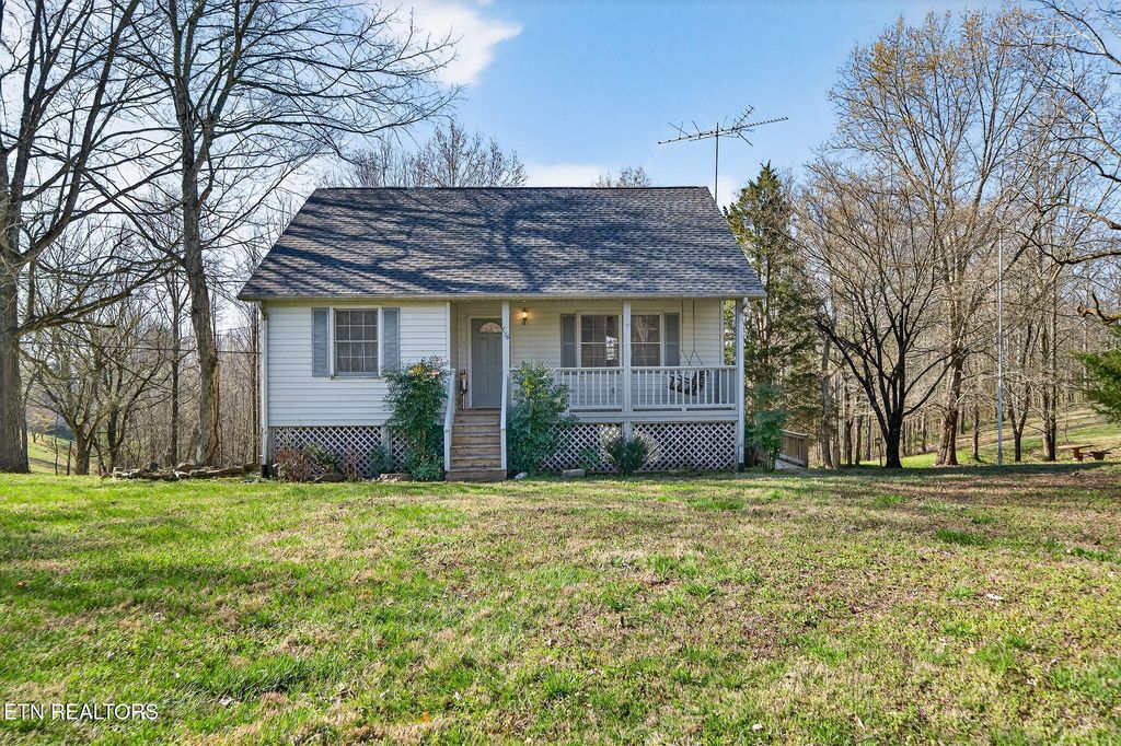 Photo of 676 Sunny Point Rd, Baxter, TN 38544 (MLS # 1333749)