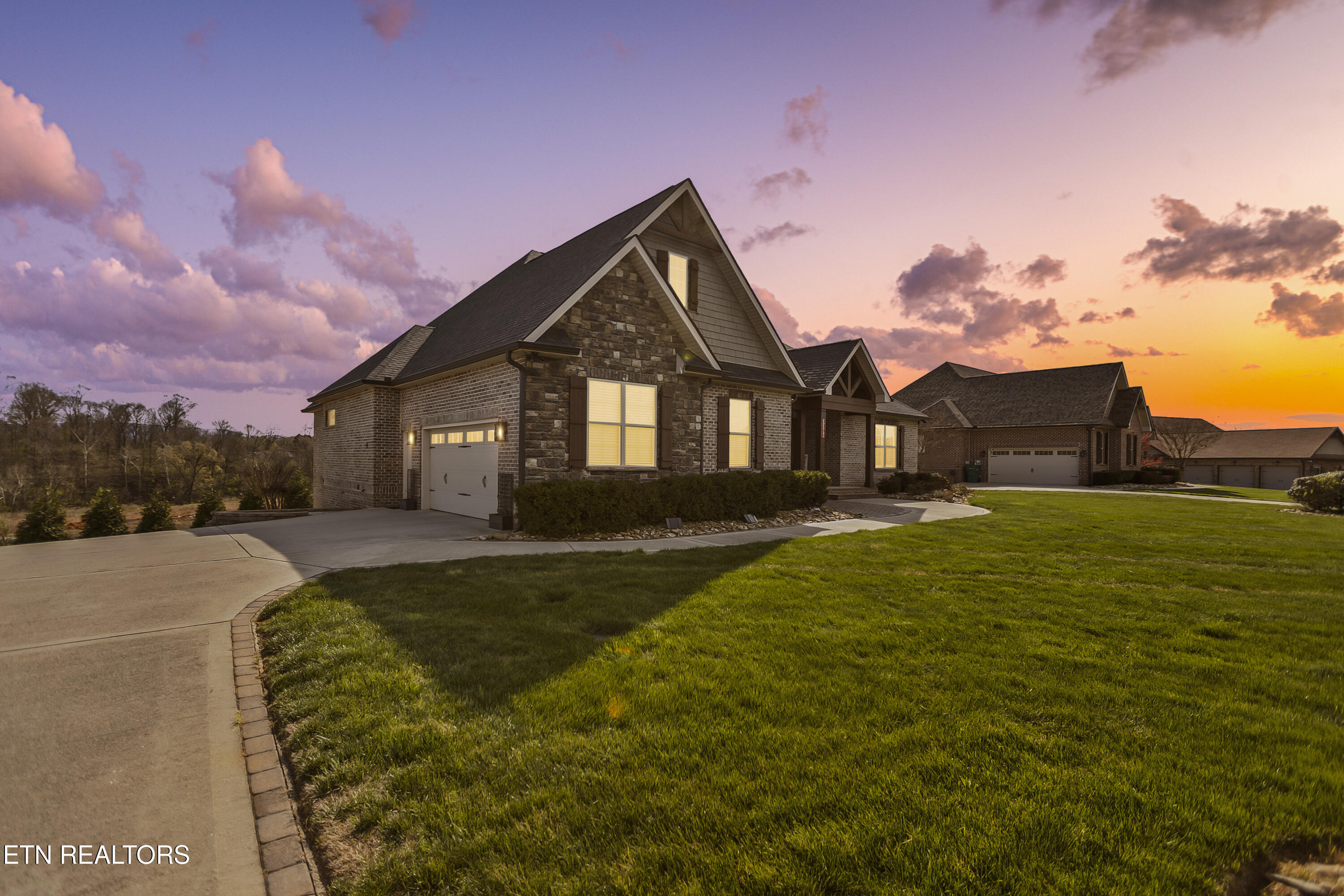 3359 Old Plantation Way