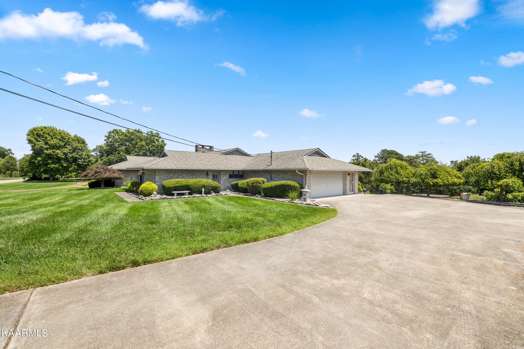 Photo of 10024 Casa Real Cove, Knoxville, TN 37922 (MLS # 1233041)