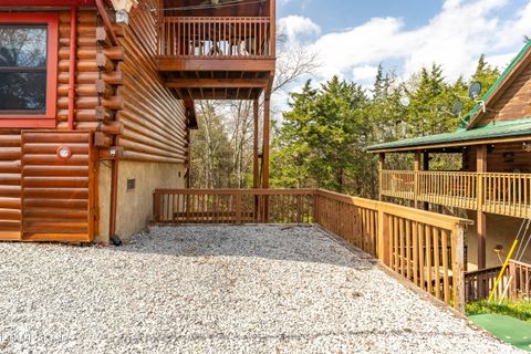 Tiny photo for 1074 Willard Way, Sevierville, TN 37876 (MLS # 1334916)