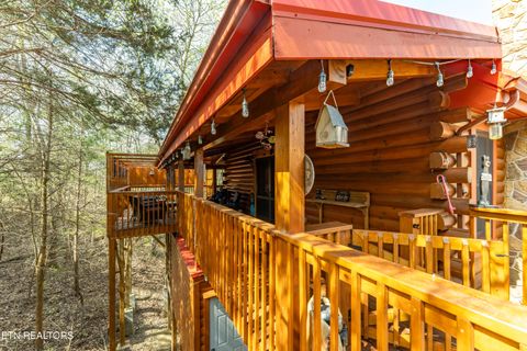 Tiny photo for 1074 Willard Way, Sevierville, TN 37876 (MLS # 1334916)