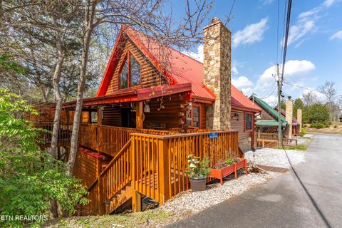 Photo of 1074 Willard Way, Sevierville, TN 37876 (MLS # 1334916)