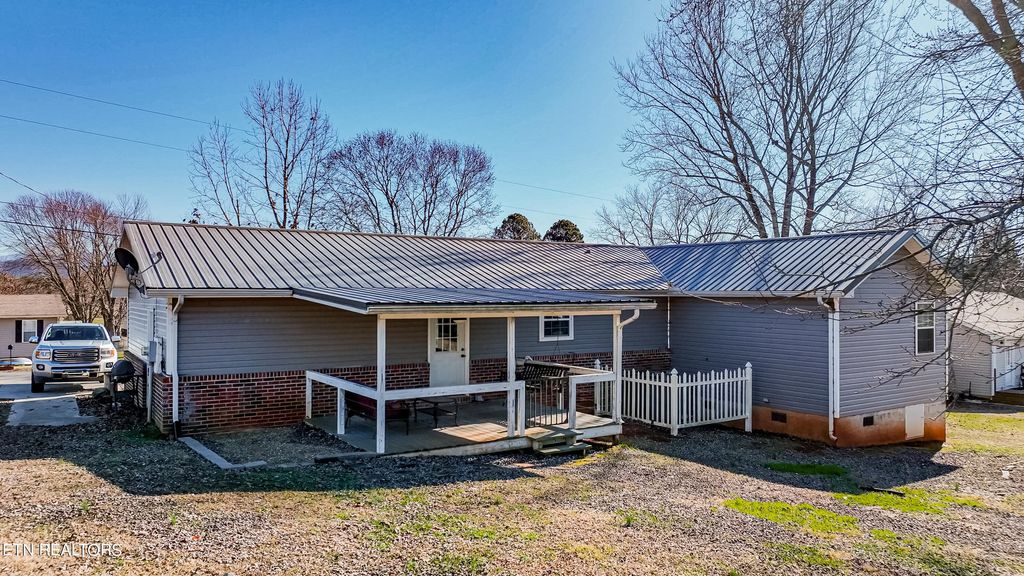 Photo of 176 Scenic Circle, Tellico Plains, TN 37385 (MLS # 1247109)