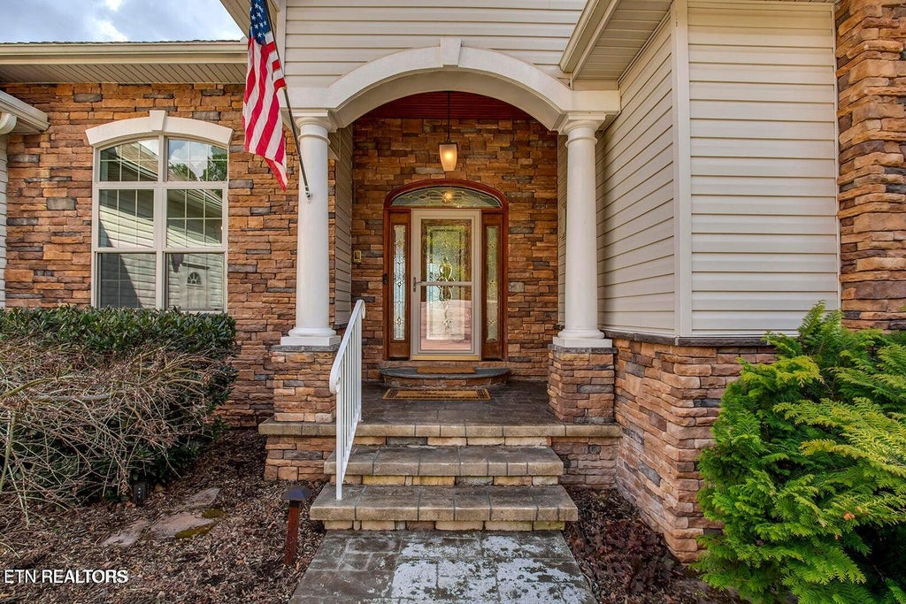 Photo of 130 Lake Vista Drive, Greenback, TN 37742 (MLS # 1351115)