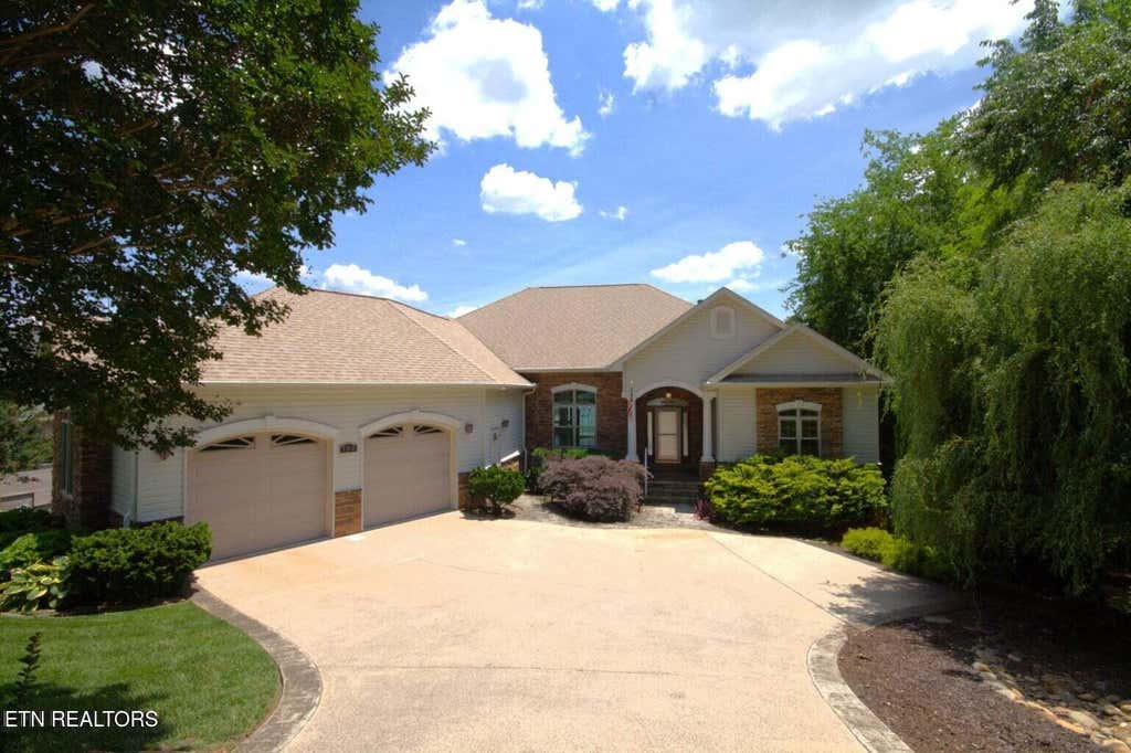 Photo of 130 Lake Vista Drive, Greenback, TN 37742 (MLS # 1351115)