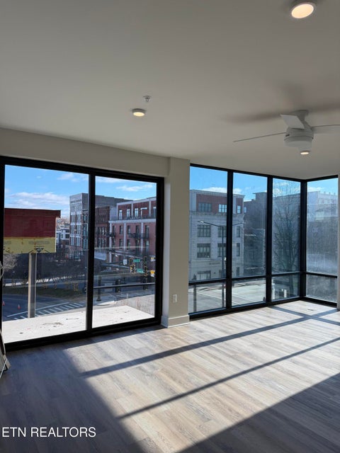 Tiny photo for 327 W Summit Hill Drive #314, Knoxville, TN 37902 (MLS # 1301443)
