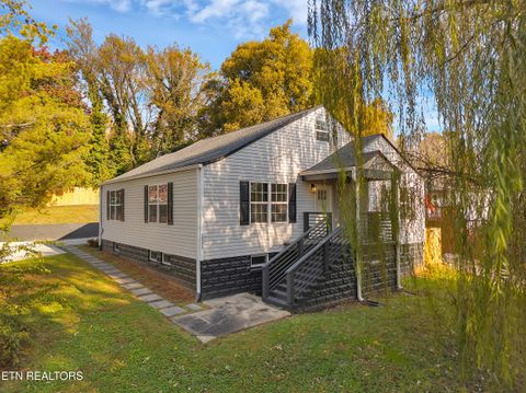 Photo of 2505 Buffat Mill Rd, Knoxville, TN 37917 (MLS # 1338641)
