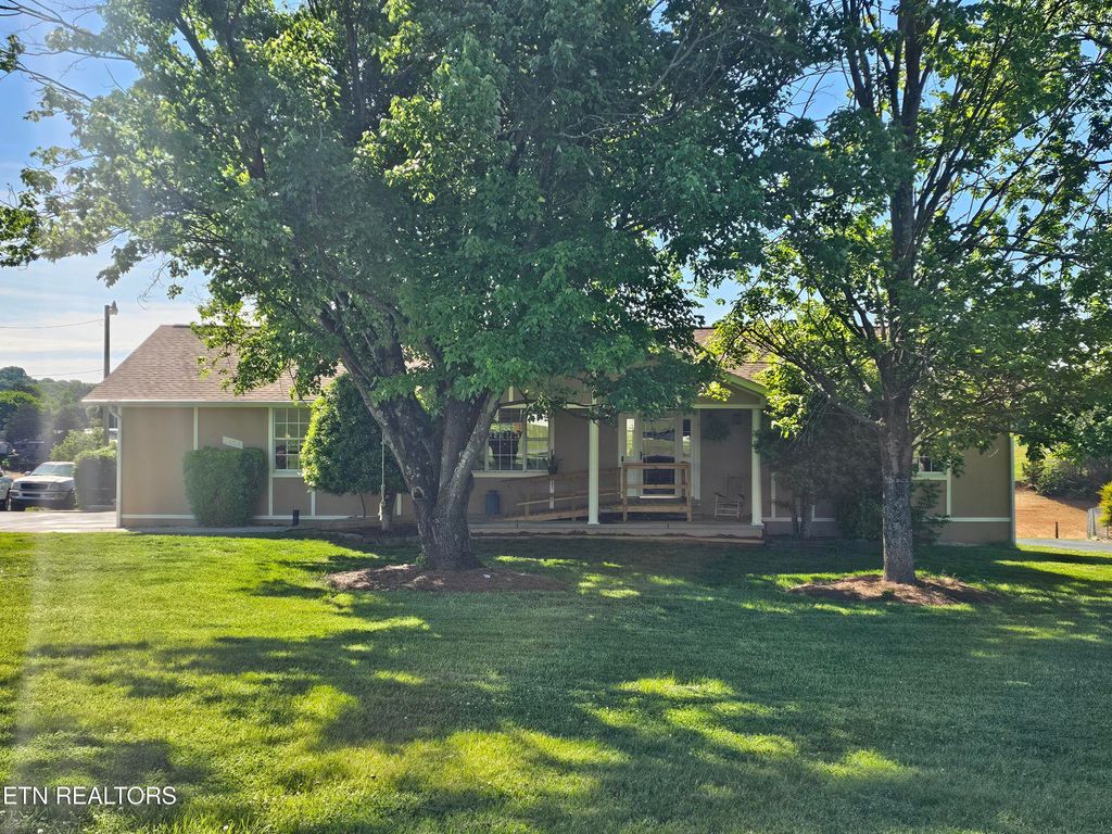 Photo of 1682 Brookview Drive, Dandridge, TN 37725 (MLS # 1339738)