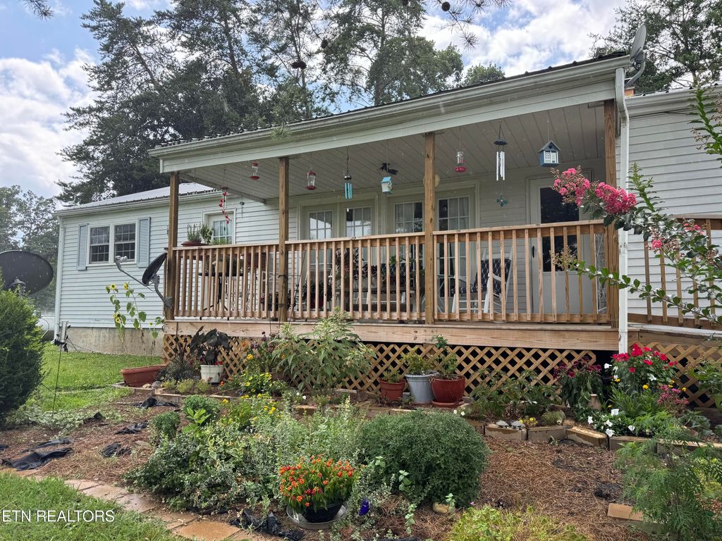 Photo of 3126 Pickel Drive Drive, Pigeon Forge, TN 37863 (MLS # 1308950)