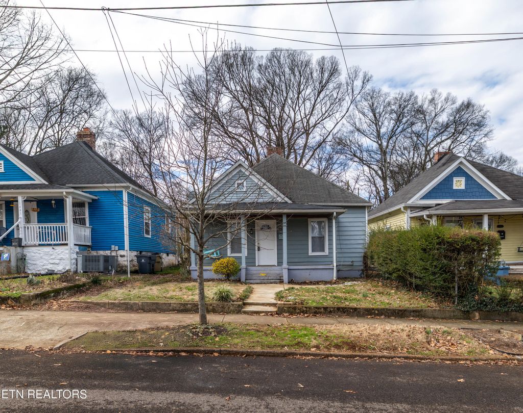 Photo of 1443 N 4th Ave, Knoxville, TN 37917 (MLS # 1329036)