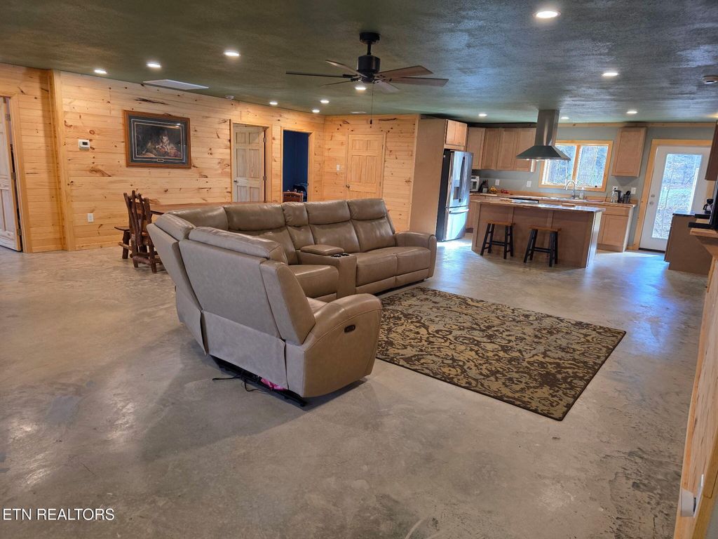 Photo of 1827 Old Chilhowee Loop, Seymour, TN 37865 (MLS # 1327407)