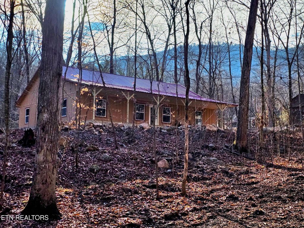 Photo of 1827 Old Chilhowee Loop, Seymour, TN 37865 (MLS # 1327407)