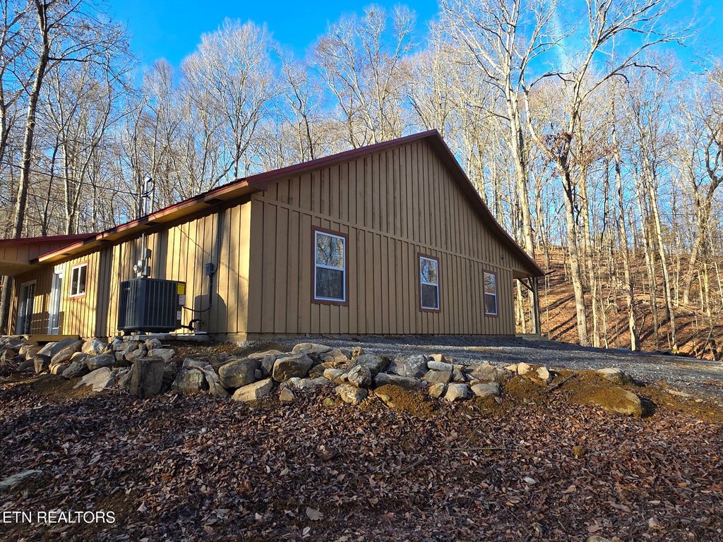Photo of 1827 Old Chilhowee Loop, Seymour, TN 37865 (MLS # 1327407)