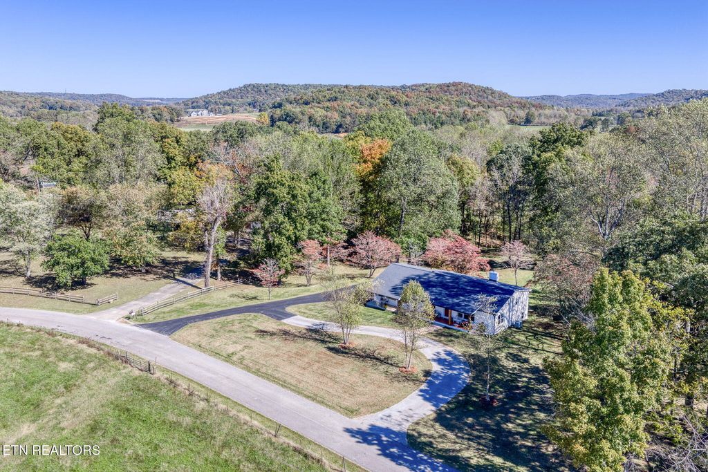 Photo of 5526 Mount Herman Rd, Cookeville, TN 38506 (MLS # 1324462)
