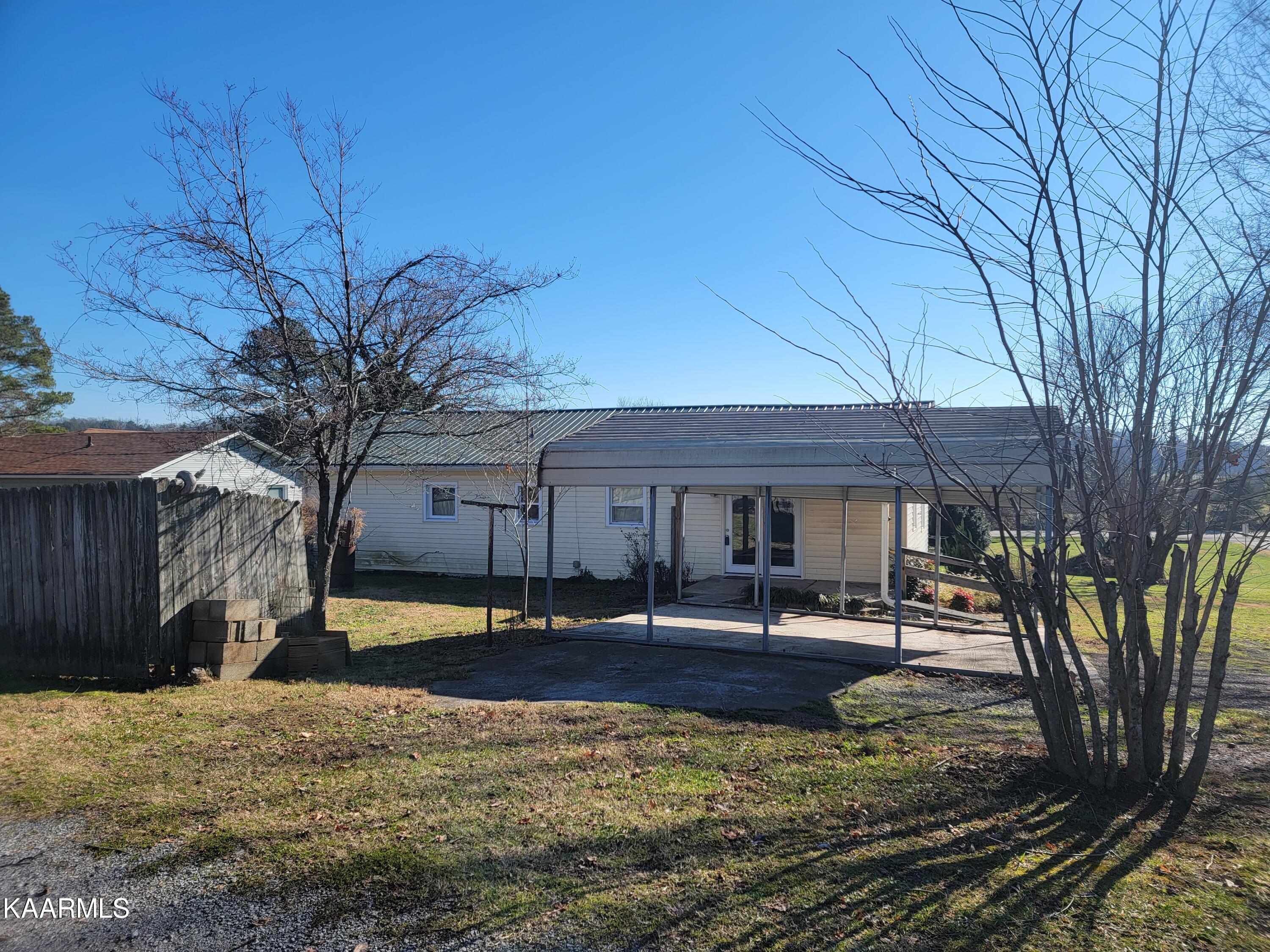 Photo 1 of 28 — 120 Lane Rd, Lenoir City, TN 37772